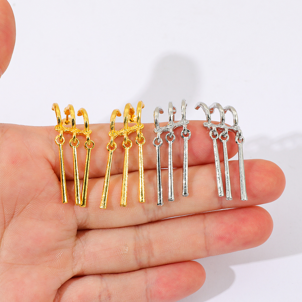 1pair One Piece Zoro Anime Cos - Men Accessories Earrings 评论和价格