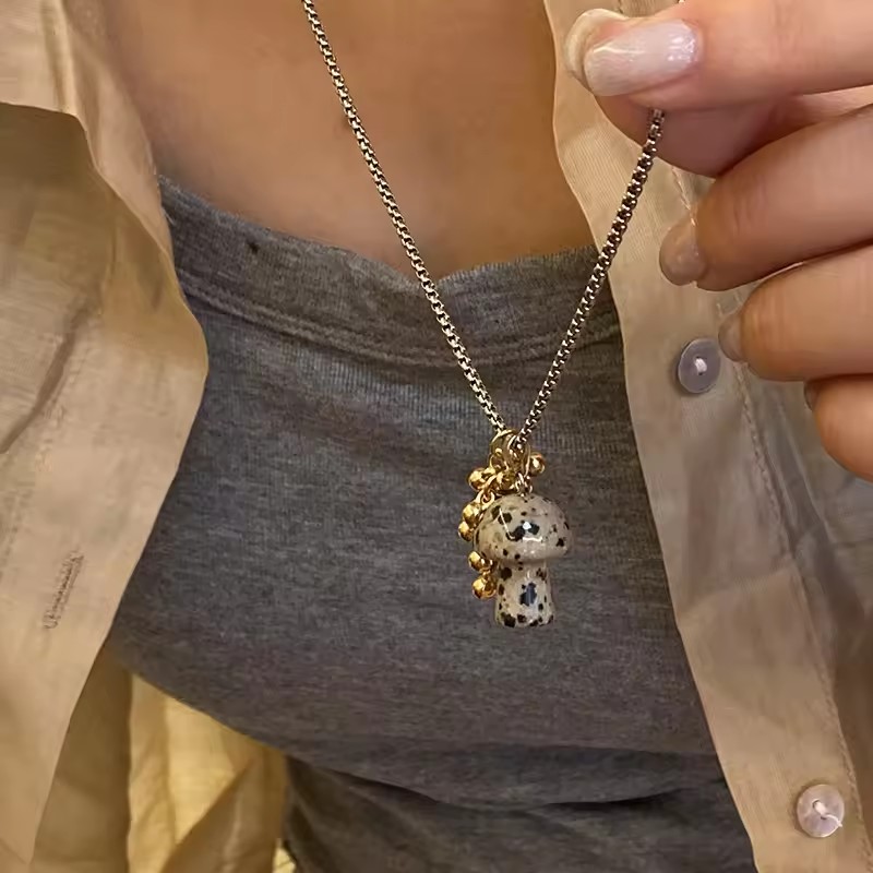 Gothic Punk Stone Mushroom Flo - Men'S Accessories In The 90S 评论和价格